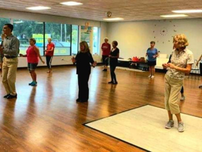 Newcomers Club Enjoys Latin & Swing Classes